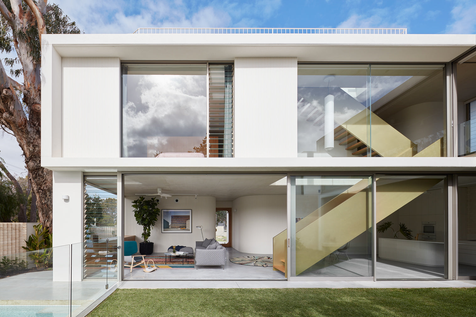 Modern Two Story House Design