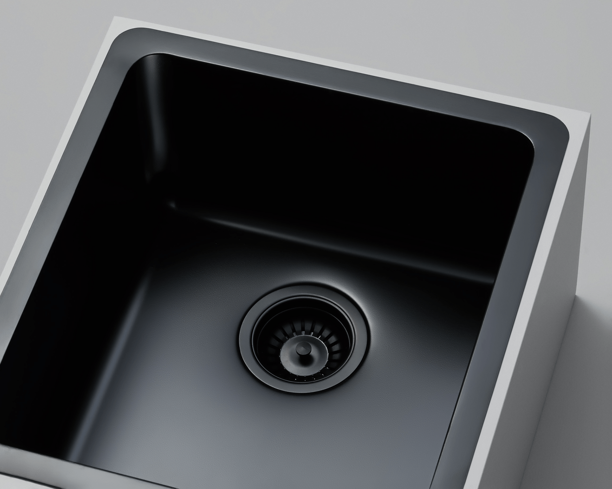 520mm Large Bowl Sink - TITAN